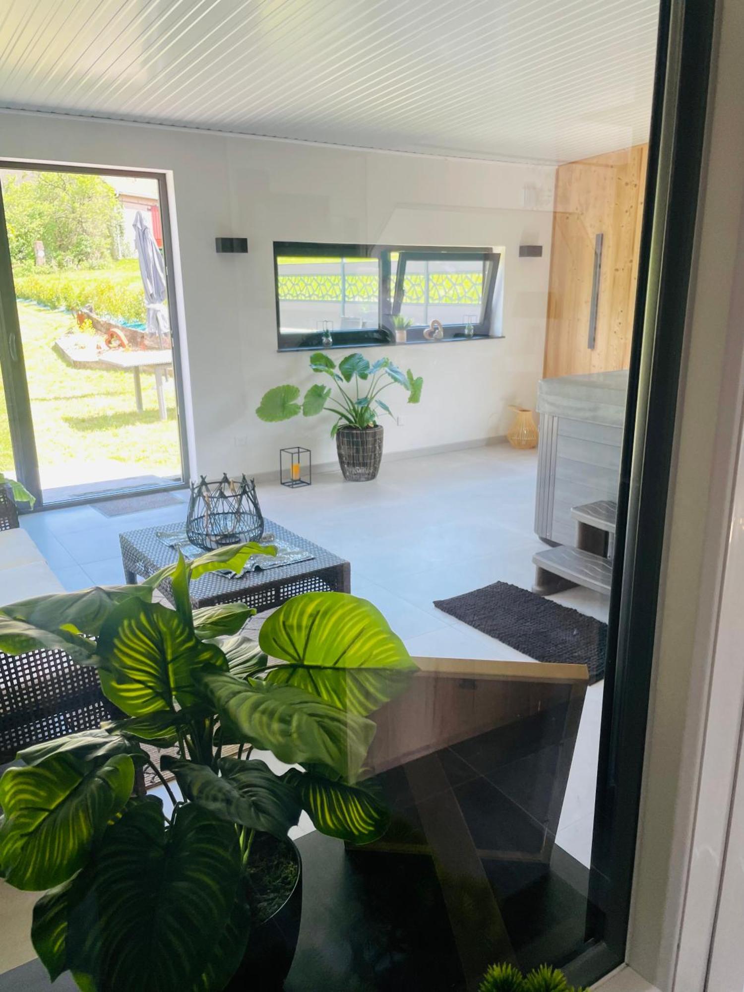 Maison Gite Chez Nounou Sauna Jacuzzi Jardin Arbore Etting 외부 사진